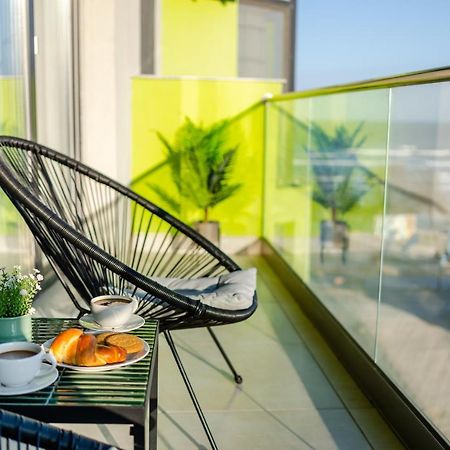 Iriny Apartment Spa&Pool By Alezzi Beach Resort Нэводари Экстерьер фото