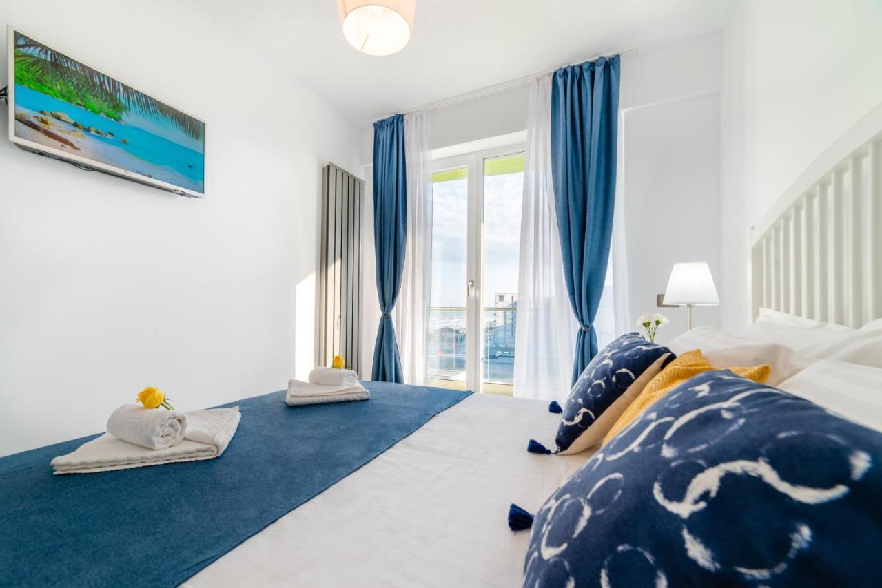 Iriny Apartment Spa&Pool By Alezzi Beach Resort Нэводари Экстерьер фото